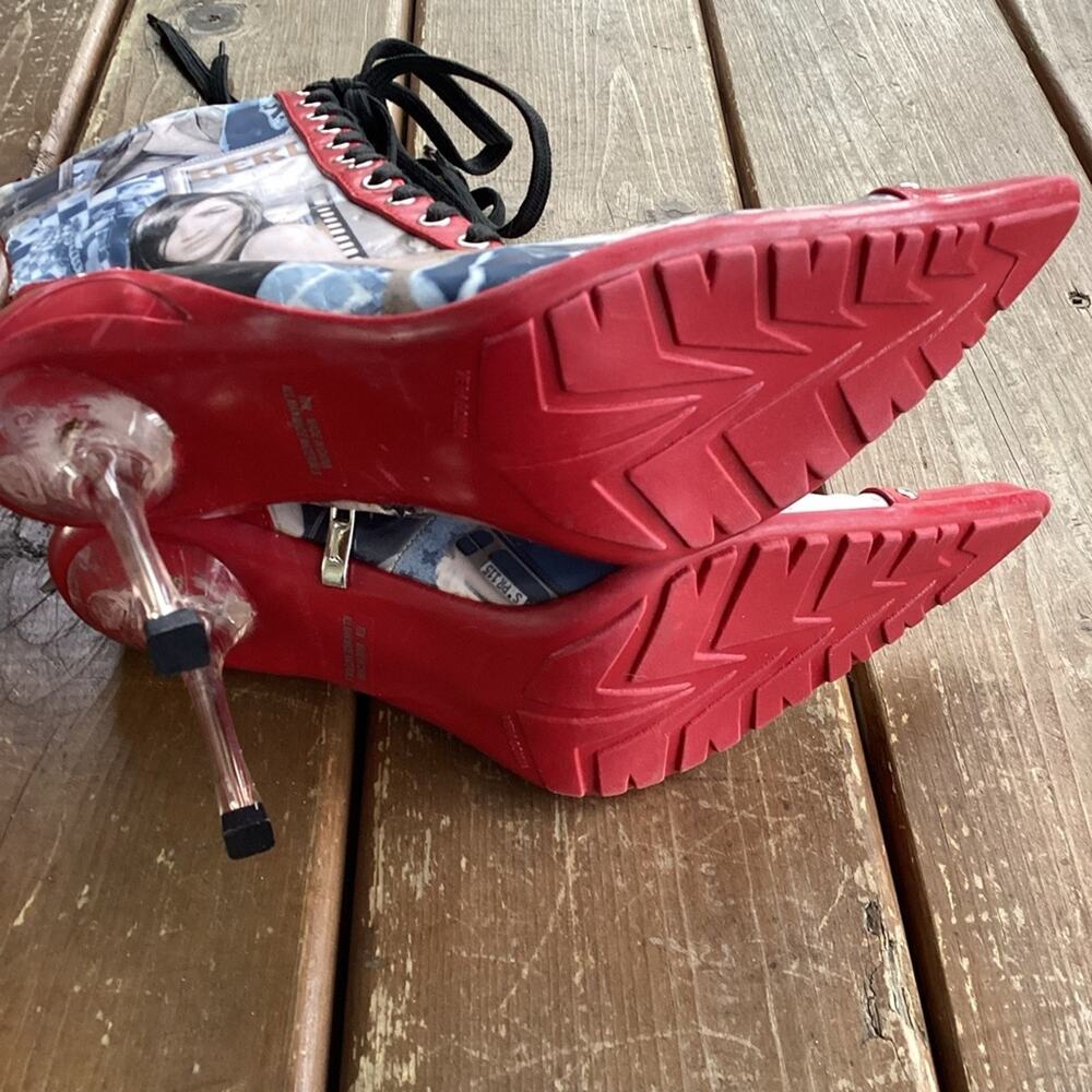Y2K Red Stiletto Lace Up Pointy Ankle Graphic  Fredericks of Hollywood Boots 7.5 - Picture 4 of 8